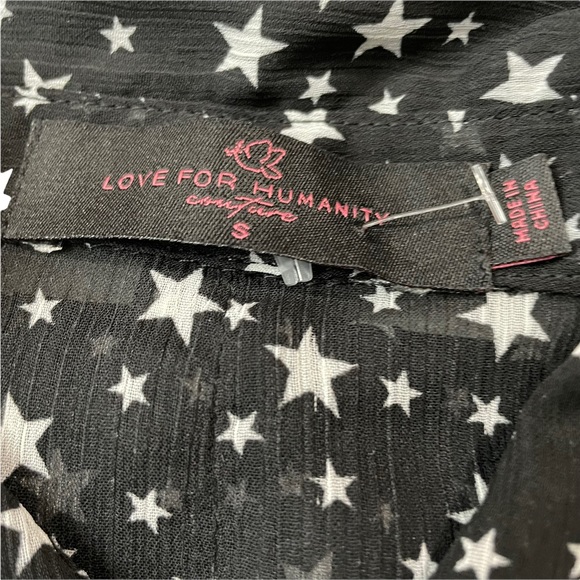 Love for humanity LS  size Small - Picture 6 of 7